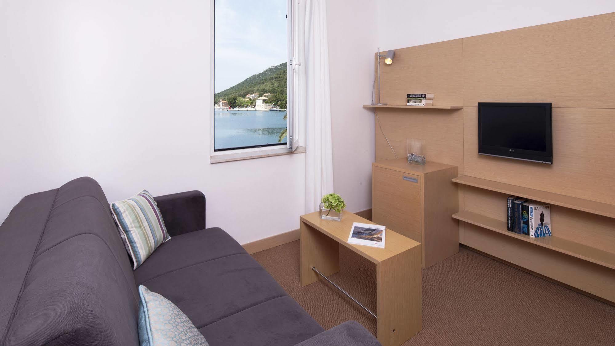 Hotel Sipan Šipanska Luka Buitenkant foto
