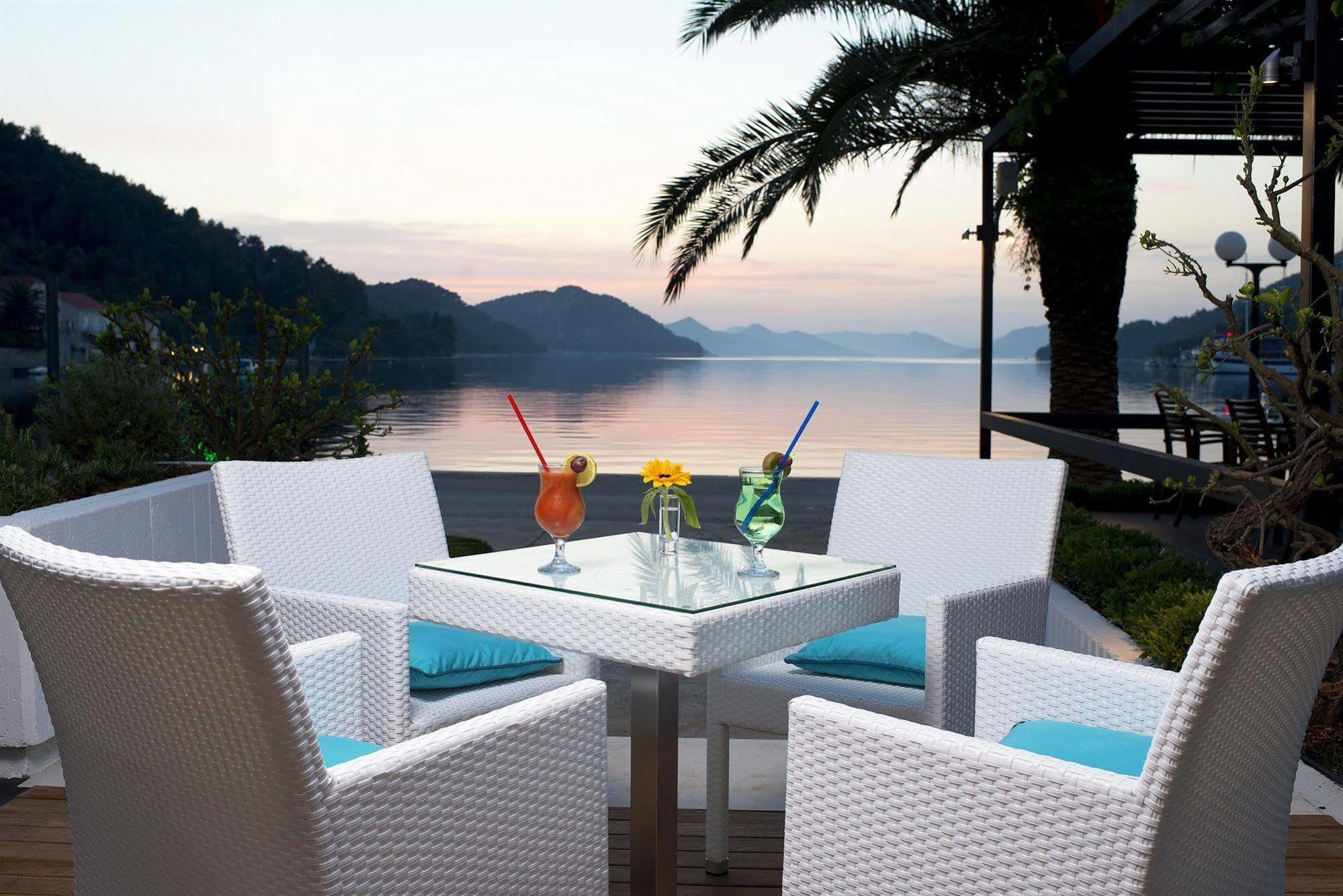 Hotel Sipan Šipanska Luka Buitenkant foto